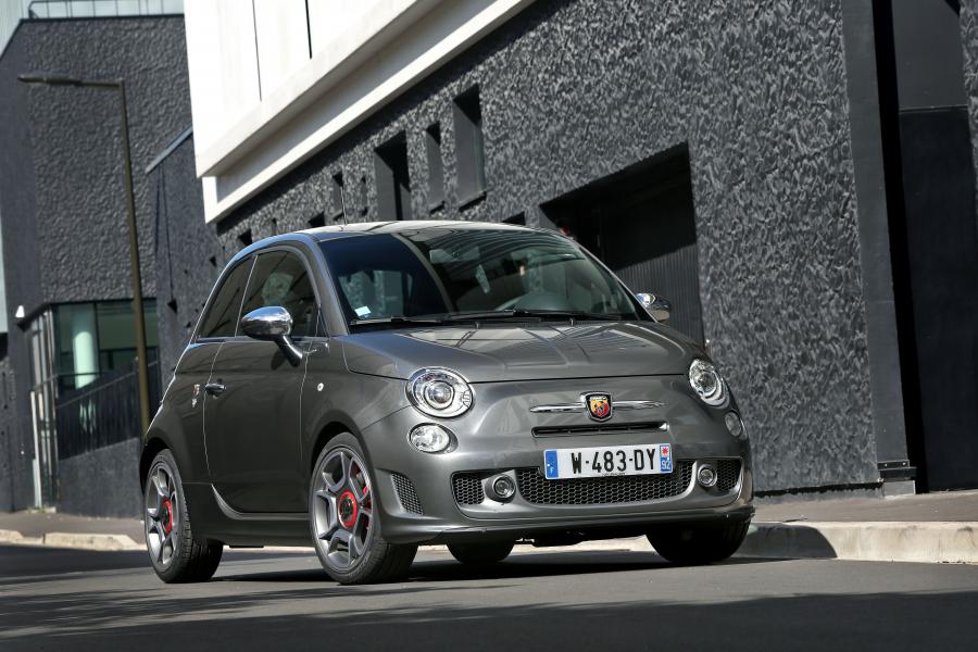  Abarth 595 Competizione 2011 года  (фото 27 из 32)